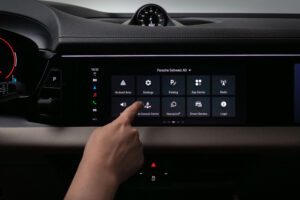 AirConsole and Porsche: Porsche App Center